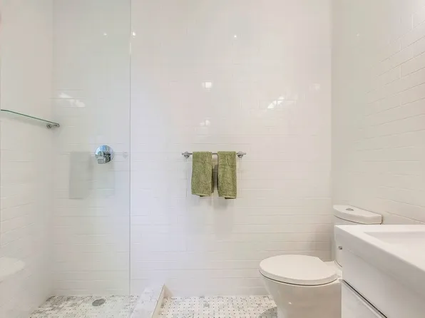 305 East 24th Street LF image 6 of 7