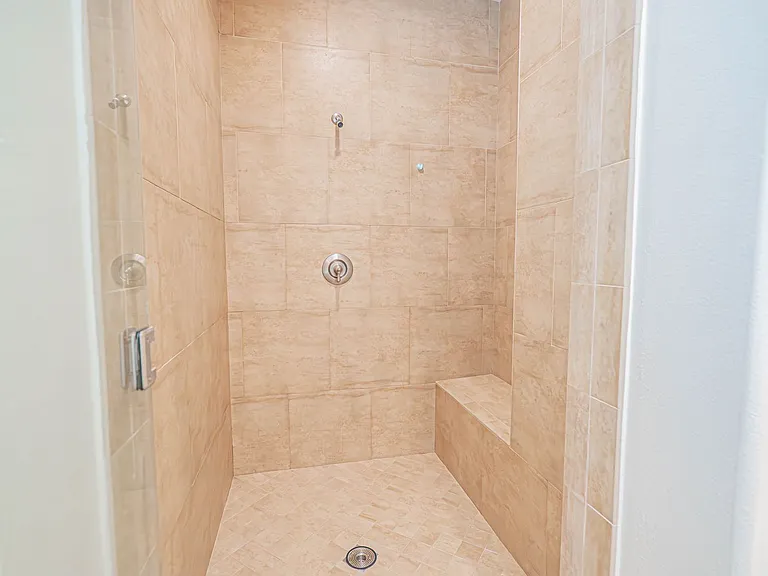 26149 W Shadow Rock Ln — Photo 32