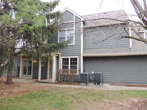 3rd image of 7480 Charrington Ct