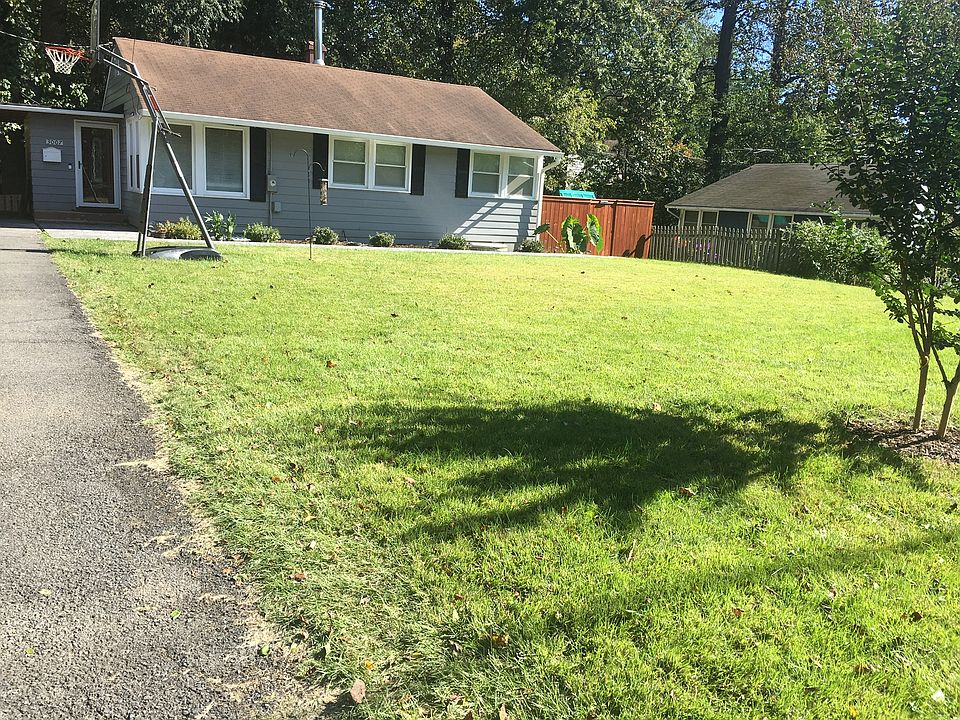1st image of 3007 Wallace Dr