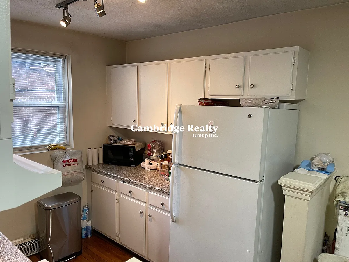 Building Photo - 402 Highland Ave #2T