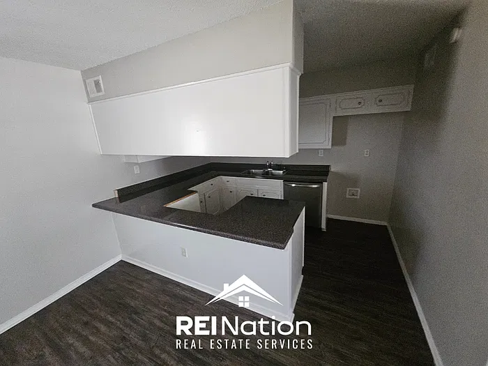 4 bed, 2.0 bath, 1512 sqft, $1,725 — Photo 4