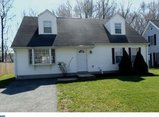 102 Diminish Dr, Newark, DE 19713