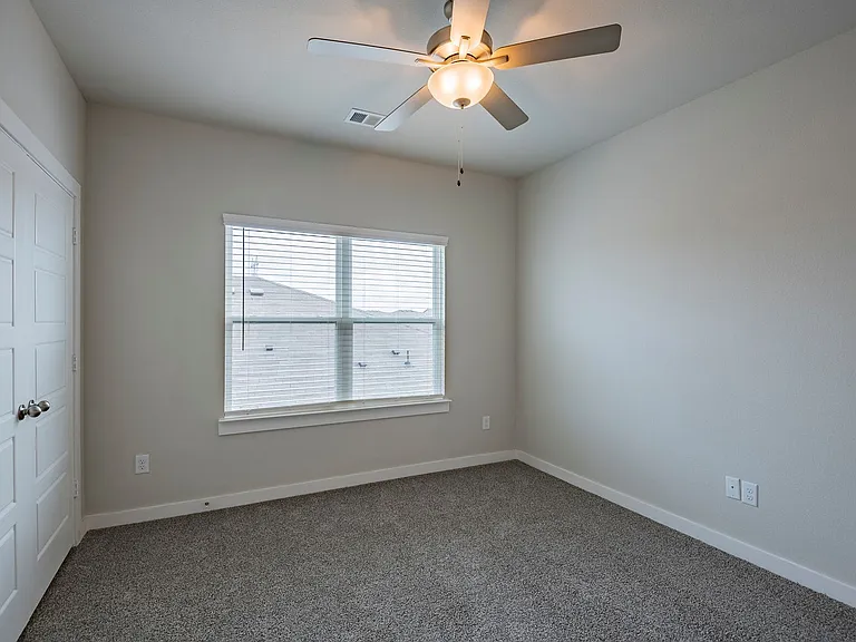 644 Wheatfield Dr — Photo 22