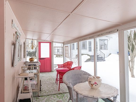 5th image of 2022-2024 Prospect St