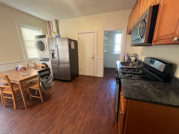 27 Buttonwood St, Dorchester, MA