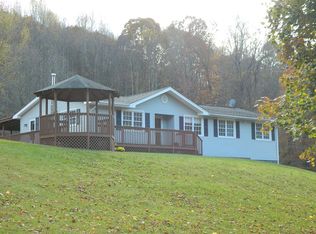 1392 Stoney Battery Rd, Marion, VA 24354