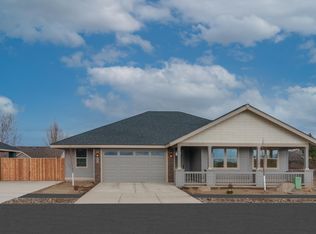 2692 NW 23rd Loop N, Redmond, OR 97756
