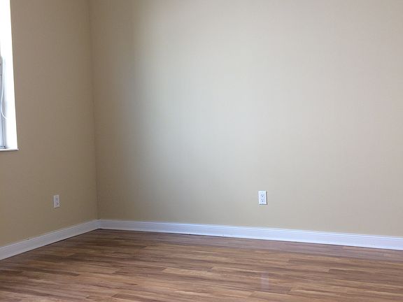 5th image of 7912 Esta Ln
