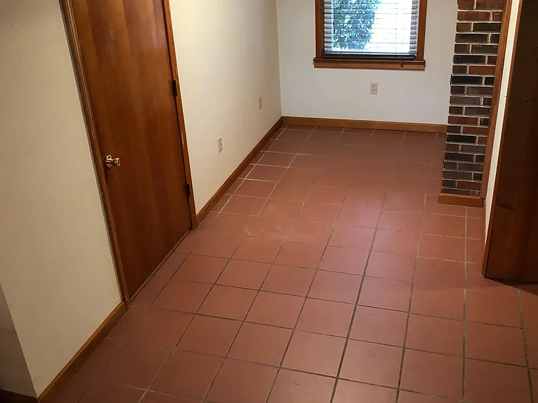 120 Womack Ave — Photo 13