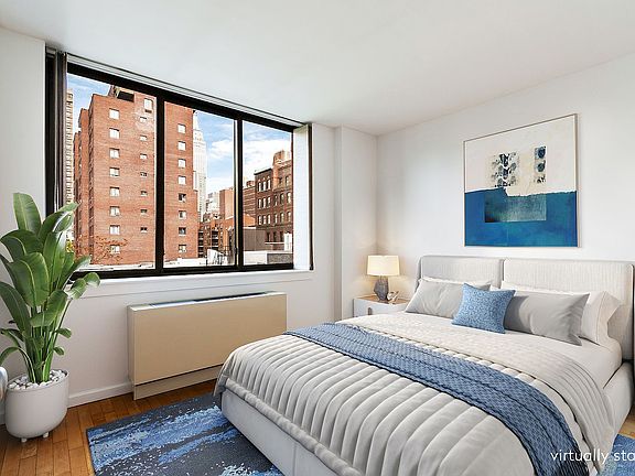 5th image of 250 E 30th St APT 7G