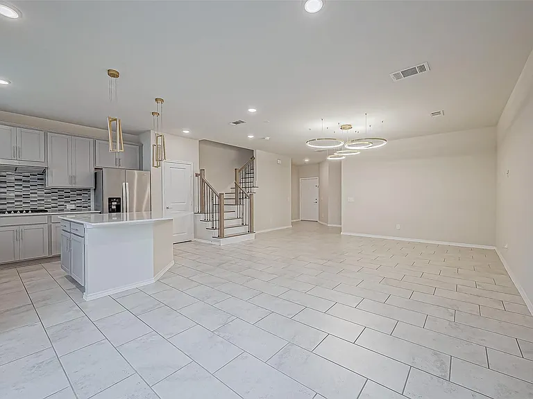 10511 Blankiet Ln — Photo 11