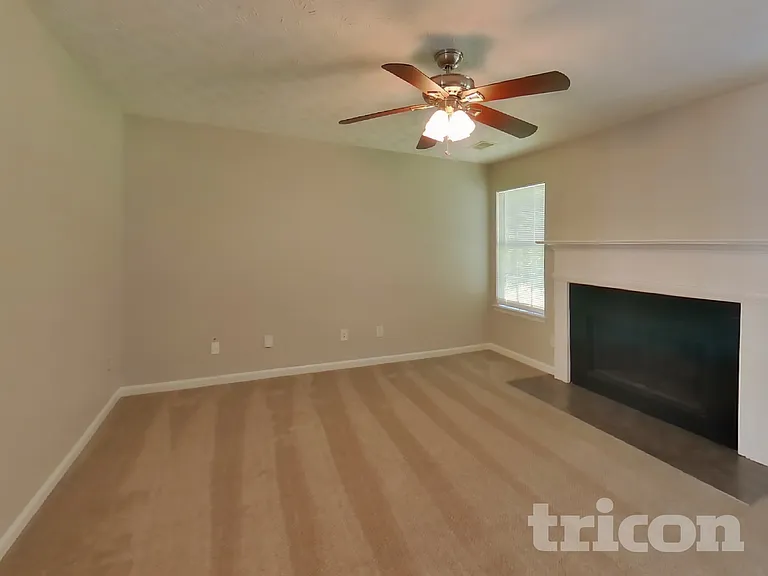 6469 Snowden Dr — Photo 3