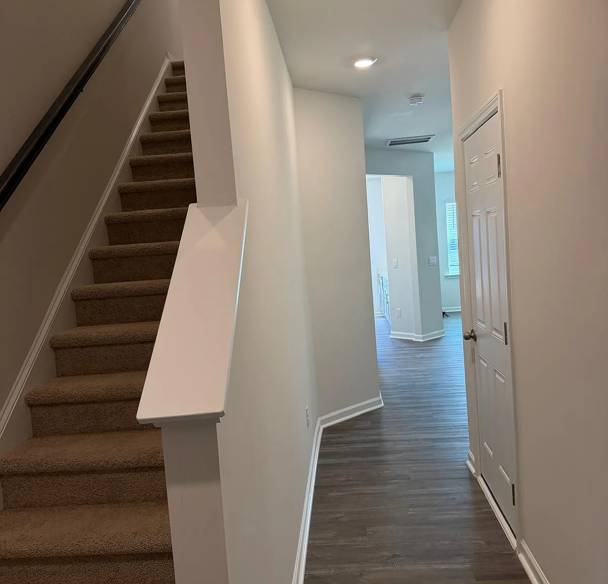 3 bed, 1416 sqft, $1,595 — Photo 2