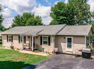 258 Sunset Dr, Stanley, VA 22851