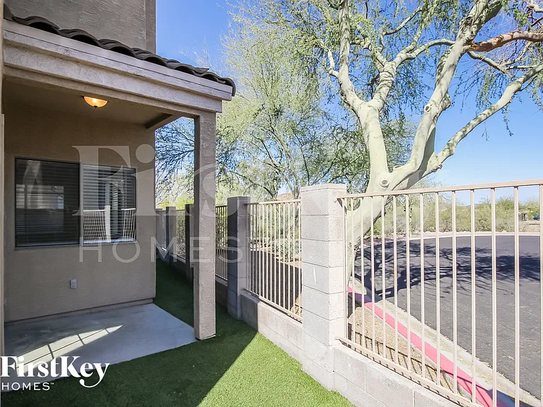 22022 N 29th Dr — Photo 17