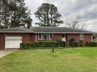 5725 Hedgerow Ln, Portsmouth, VA 23703