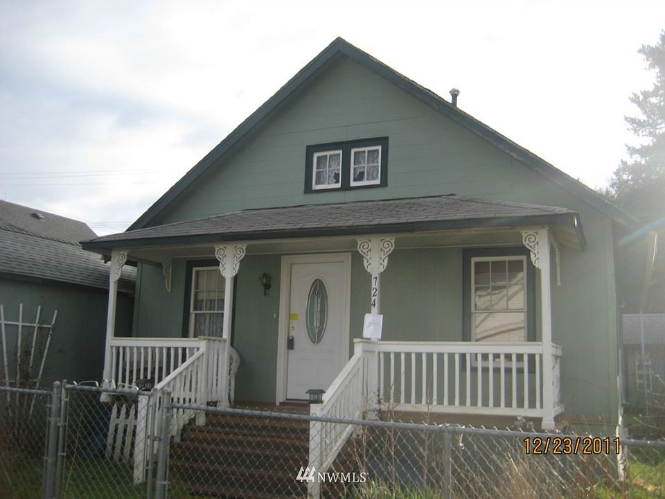 1st image of 724 7th Avenue Ct
