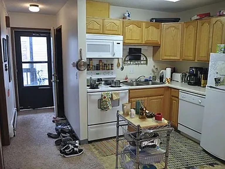 434 S Johnson St — Photo 34