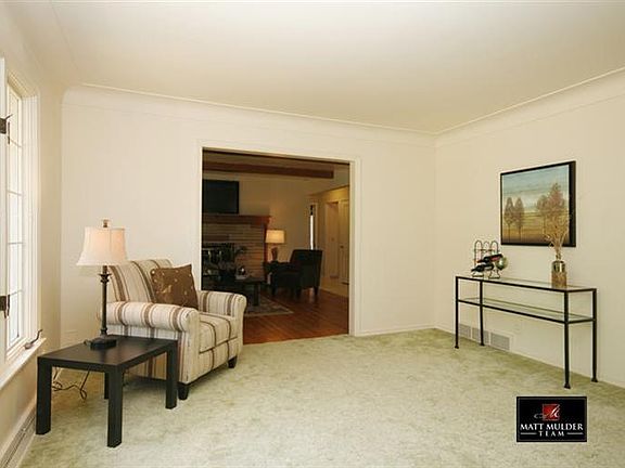 4th image of 7915 N Gleneagle Dr