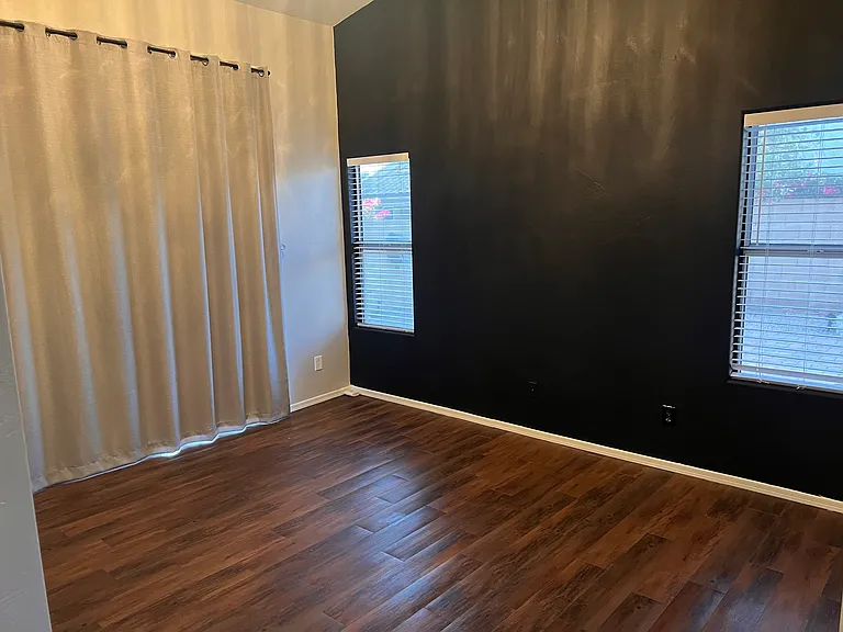 4322 E Milton Dr — Photo 10