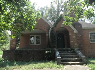 2 Chestnut St, Raceland, KY 41169