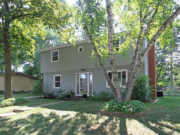 2nd image of 6044 Peachtree St