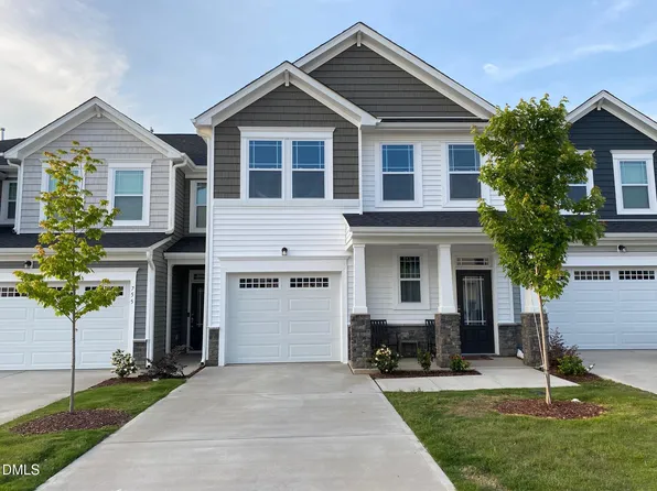 759 Amarra Dr, Fuquay Varina, NC 27526