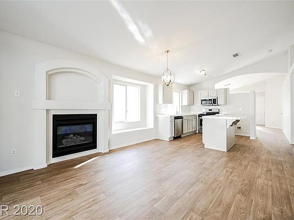 5th image of 6136 Apple Orchard Dr