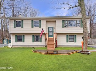 161 Skyview Rd, Dingmans Ferry, PA 18328