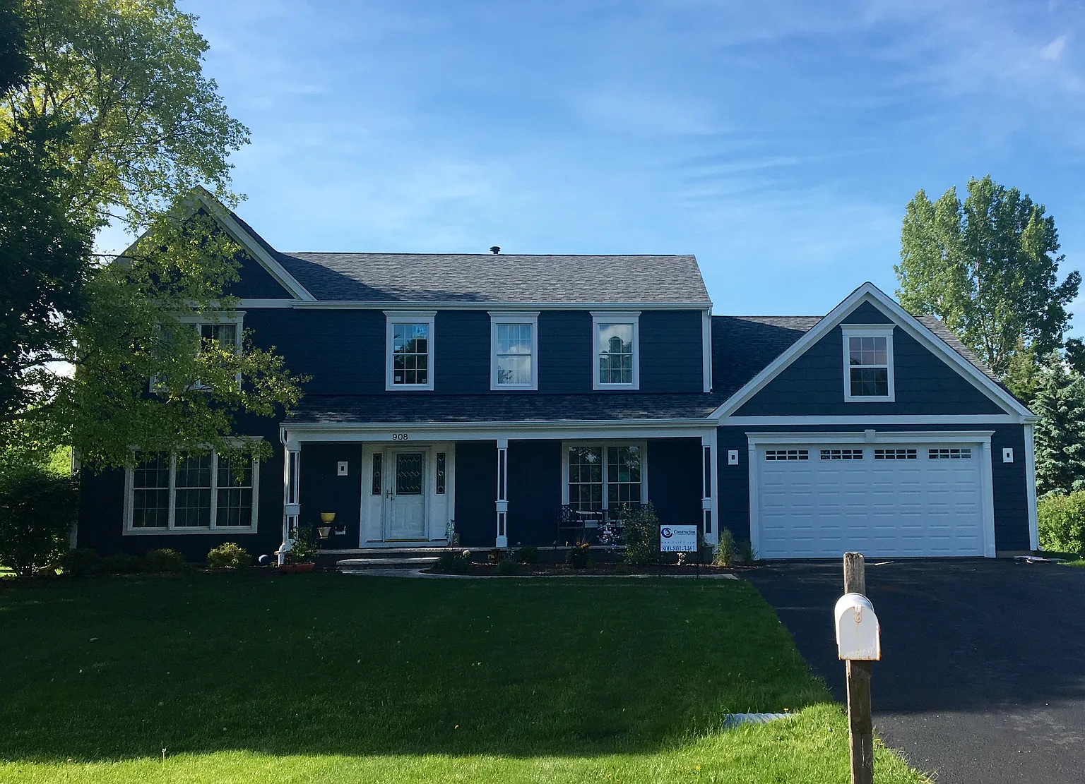908 Saratoga Pkwy photo 1