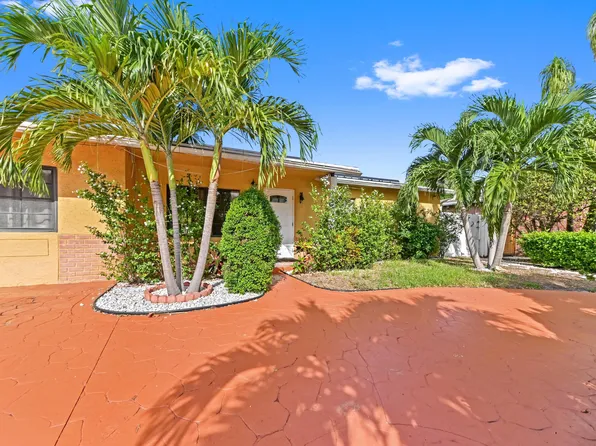 306 SW 79th Terrace, North Lauderdale, FL 33068
