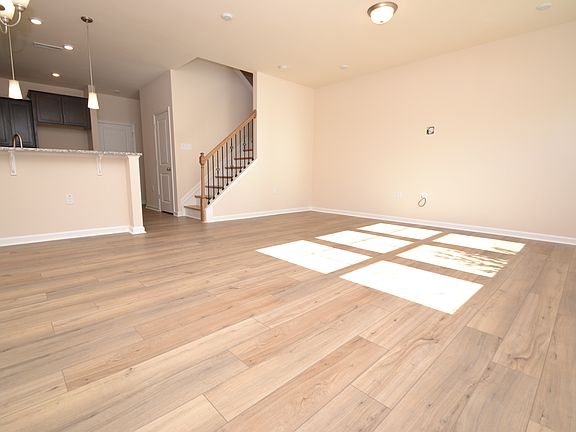 2nd image of 5703 Preveza Pl