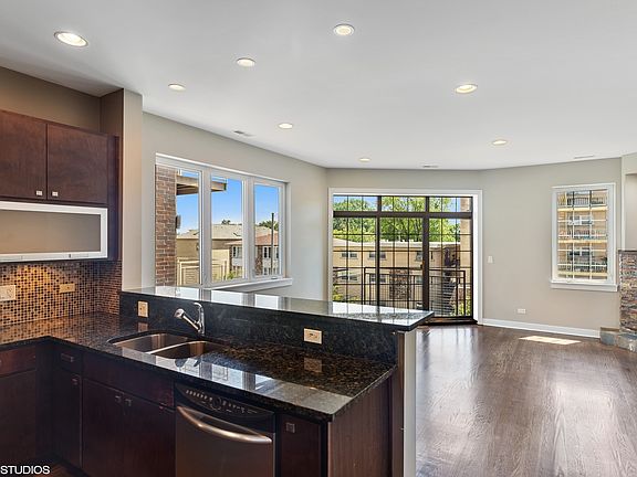 4th image of 7932 W Grand Ave APT 3E
