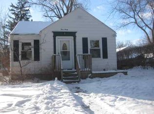 390 Ascot Ave, Waterford, MI 48328