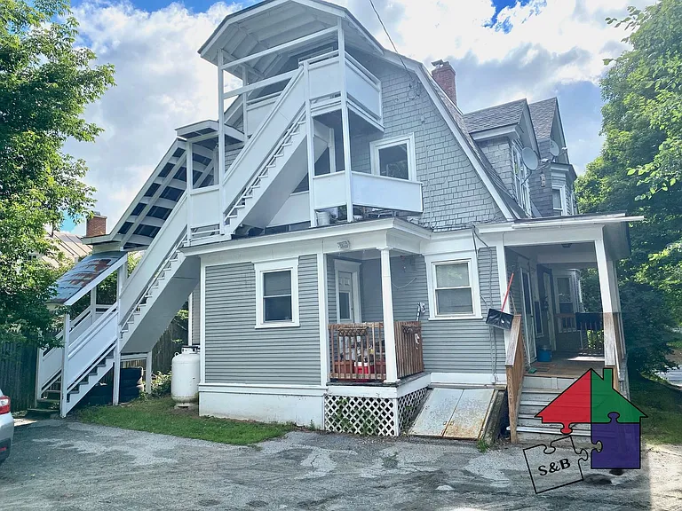 246 S Main St — Photo 16
