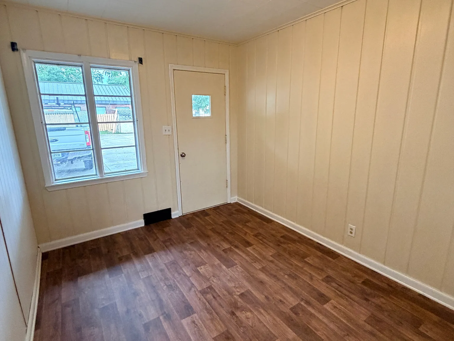 Studio, 200 sqft, $750 — Photo 2