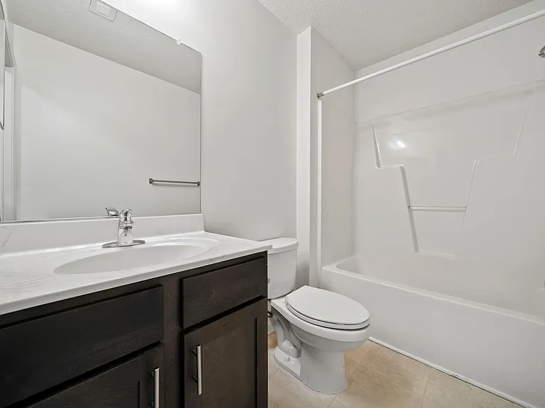Salem Run Apartment Homes — Photo 2