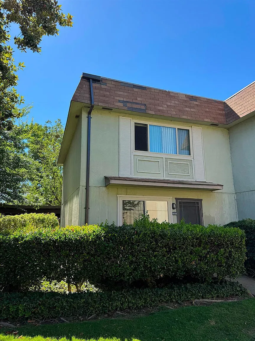 2 bed, 1.5 bath, 1014 sqft, $1,950 — Photo 1