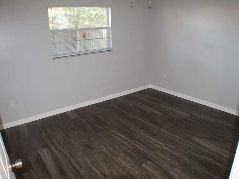 857 Lyndhurst St #D — Photo 9