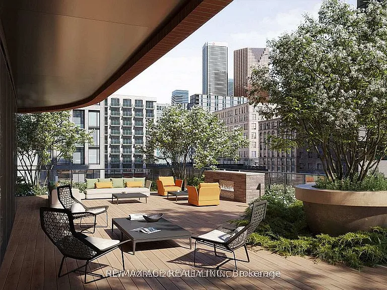 180 Front St E #4209 — Photo 13
