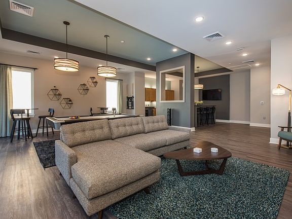 2nd image of 7006 Hunt Club Ln #70001224