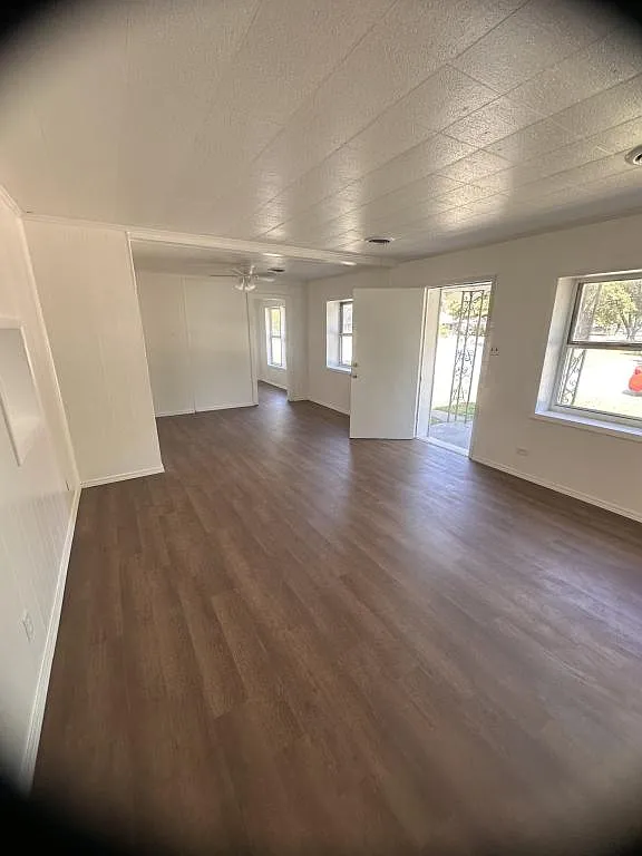 2236 B St NE — Photo 3