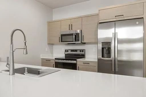 2 bed, 2.0 bath, $1,950 — Photo 2