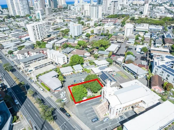 902 University Ave #C, Honolulu, HI 96826