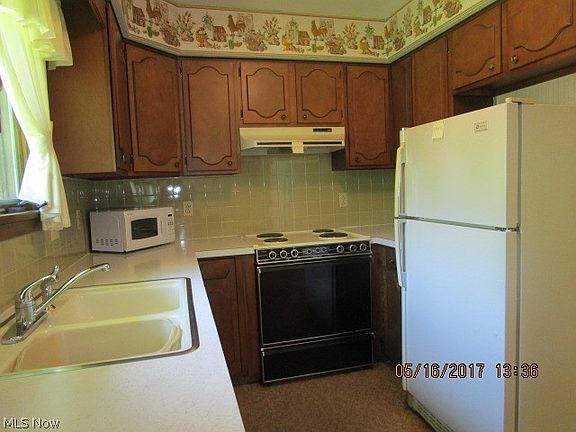 4th image of 1500 Dodge Dr NW