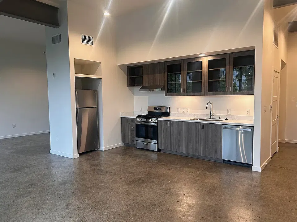 1530 J St #340