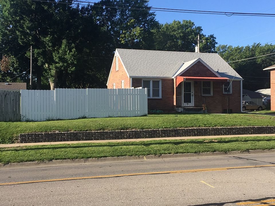 Front view of home 