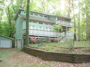 151 Hampton Ln, Monterey, TN 38574