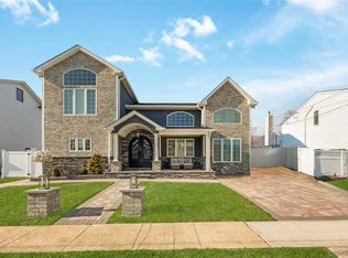 42 Sandy Lane, Massapequa, NY 11758